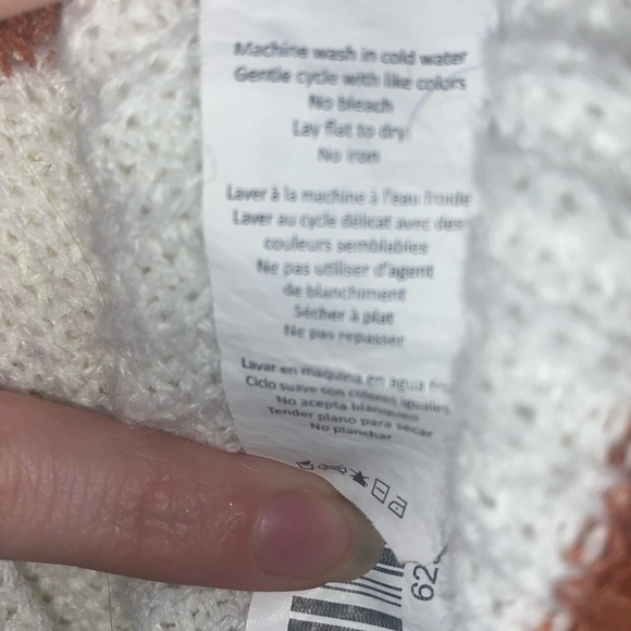 Size small long sleeve striped cardigan - Picture 5 of 5